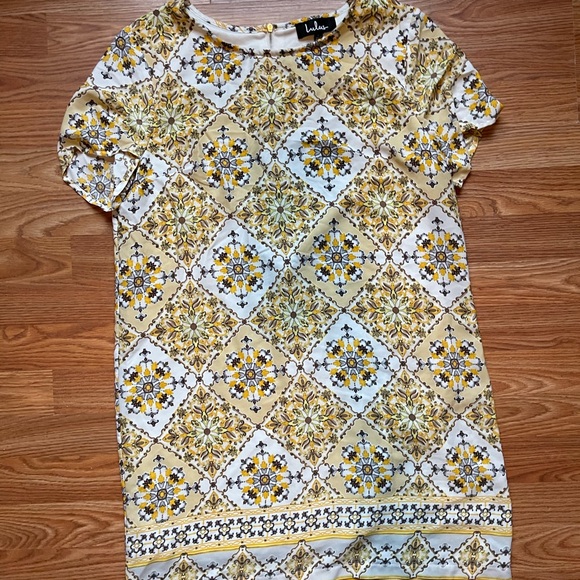 YELLOW LULUS DRESS - Picture 2 of 2